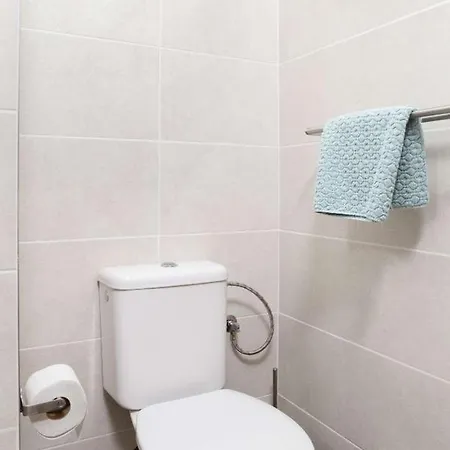 Jonas - Great Location Near Center Apartman
