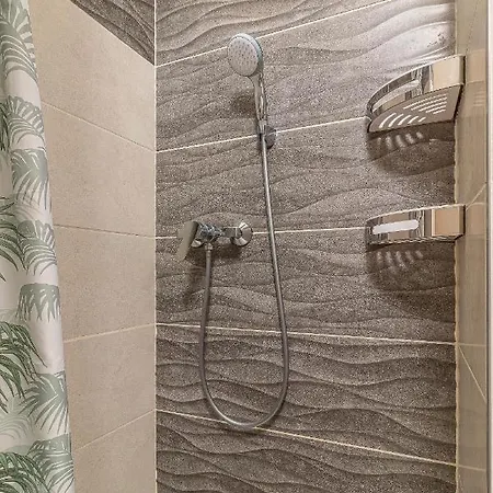 Jonashouse - Great Location Near Center- Personal Or Self Check-in Apartament Bratislava