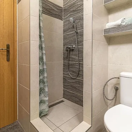 Apartament Jonashouse - Great Location Near Center- Personal Or Self Check-in