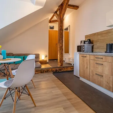 Jonashouse - Great Location Near Center- Personal Or Self Check-in Apartment Pressburg