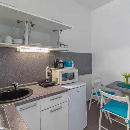 Apartament Jonashouse - Great Location Near Center- Personal Or Self Check-in