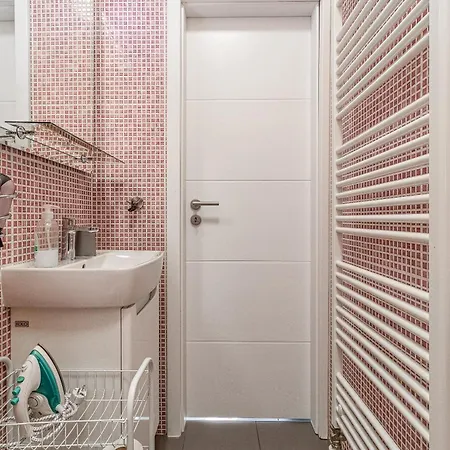 Apartment Jonashouse - Great Location Near Center- Personal Or Self Check-in *