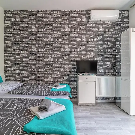 Jonashouse - Great Location Near Center- Personal Or Self Check-in Apartment Bratislava