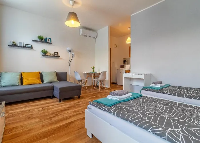 Jonashouse - Great Location Near Center- Personal Or Self Check-in アパート