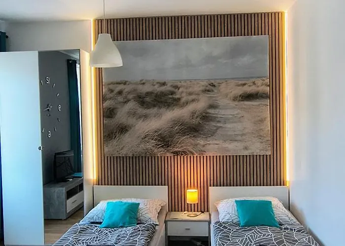 Jonashouse - Great Location Near Center- Personal Or Self Check-in *