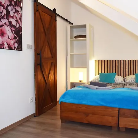 Jonashouse - Great Location Near Center- Personal Or Self Check-in Μπρατισλάβα